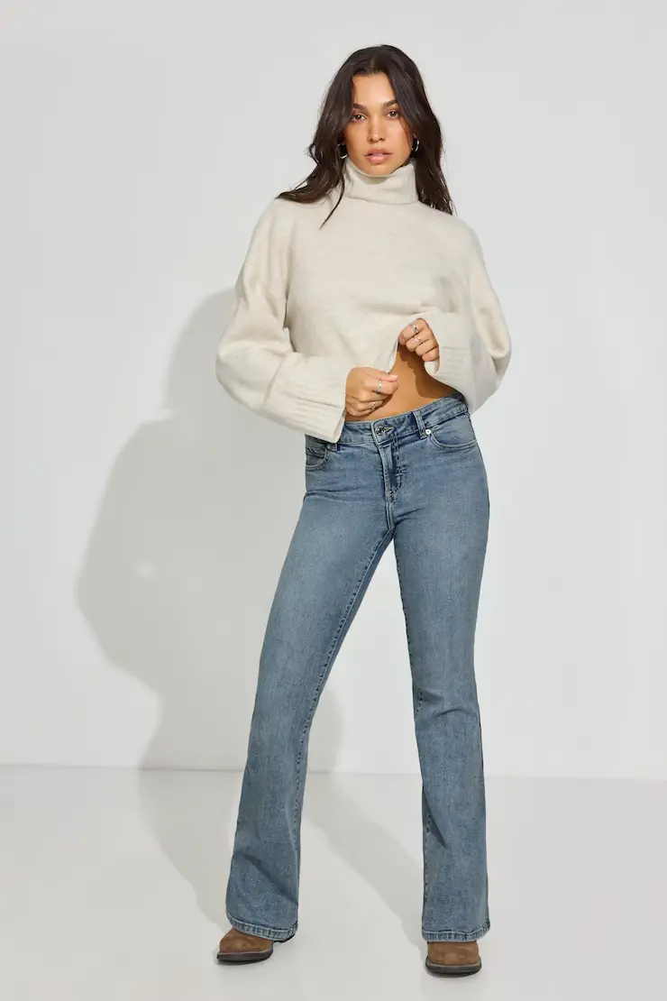 Spongy Cropped Turtleneck - Image 2